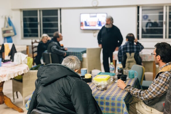 Γιατί αυξάνονται με δραματικούς ρυθμούς οι άστεγοι στην Αθήνα;