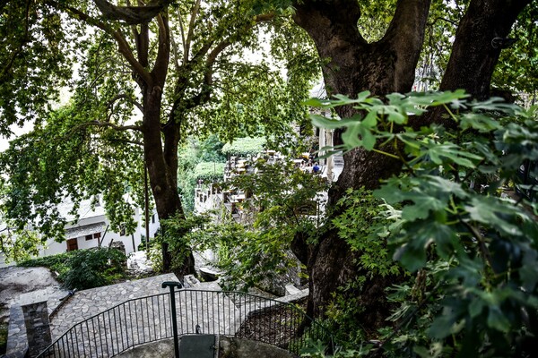 Δέκα ελληνικοί προορισμοί για διακοπές μετά την πανδημία από την εφημερίδα Guardian