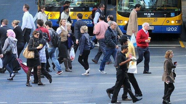 Οι εξειδικευμένοι μετανάστες συμβάλουν θετικά στην οικονομία, σύμφωνα με μελέτη στην Αυστραλία