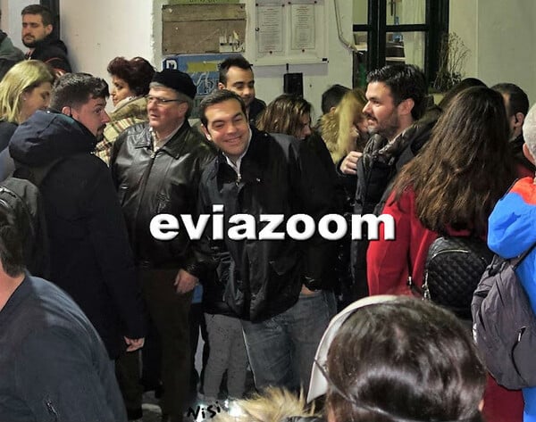 Απόκριες στη Σκύρο κάνει ο Αλέξης Τσίπρας μαζί με όλη την οικογένεια