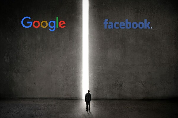 Η ΕΕ ανακοίνωσε στο Facebook, την Google και το Τwitter τον σκληρό κανόνα της μίας ώρας και απαιτεί δράση άμεσα