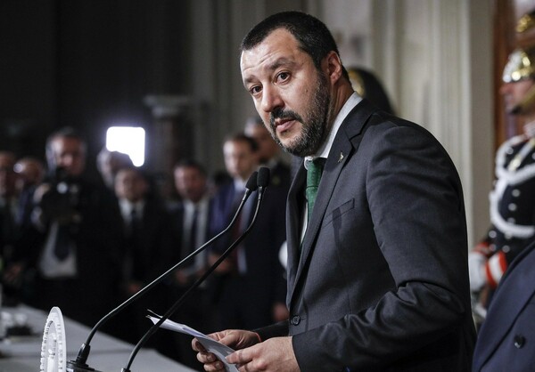 Νέα πρωτοβουλία από τα Πέντε Αστέρια στην Ιταλία για τον σχηματισμό κυβέρνησης