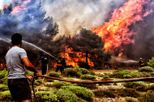 Οι πυρκαγιές στην ανατολική Αττική, είναι οι δεύτερες πιο φονικές του 21ου αιώνα στον κόσμο