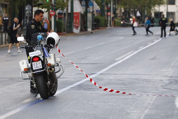 Η Τροχαία ανακοίνωσε έκτακτα μέτρα ενόψει του τριημέρου