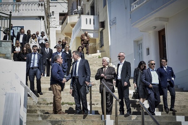 Το τελευταίο αντίο στον επιχειρηματία Αλέξανδρο Σταματιάδη- Τα συγκινητικά λόγια της μητέρας και του γιου του