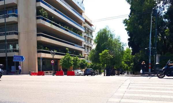 Τα σκουπίδια στον Άρειο Πάγο, το κλείσιμο της Ηρώδου Αττικού και τα ταξί στη Μητροπόλεως