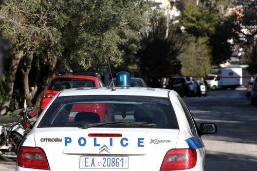 Καταδίωξη ανήλικου που μετέφερε παράνομα μετανάστες με κλεμμένο όχημα στη Θεσσαλονίκη