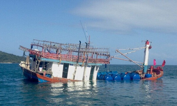 Αυστραλία: Αλιευτικό που μετέφερε μετανάστες προσάραξε σε περιοχή γεμάτη κροκόδειλους