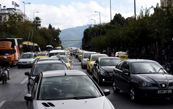 Οι Έλληνες είναι οι πιο απείθαρχοι και αναιδείς οδηγοί της Ευρώπης
