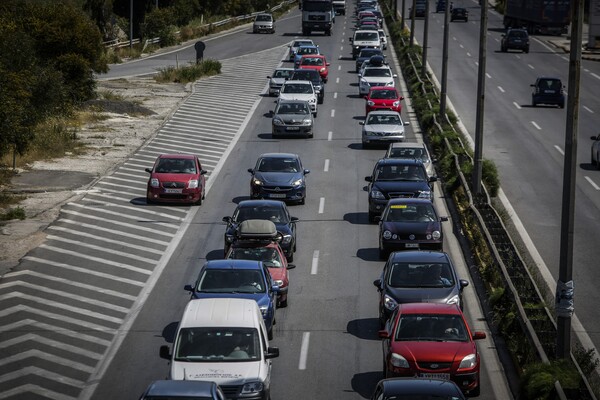 Μποτιλιάρισμα στον Κηφισό λόγω τροχαίου - Ουρά 10 χιλιομέτρων