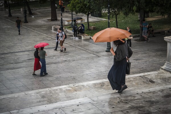 Άστατος ο καιρός σήμερα με βροχές και ισχυρές καταιγίδες