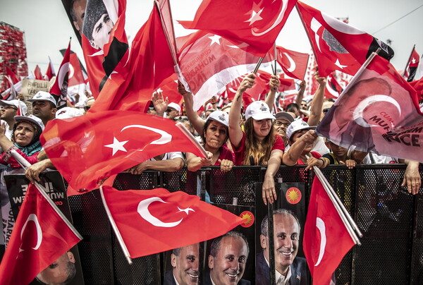Τουρκικές εκλογές: Το CHP καταγγέλλει τα κρατικά MME για την μετάδοση των αποτελεσμάτων