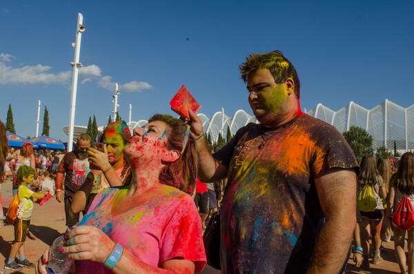 Colour Day Festival 2018: Μουτζουρωθήκαμε στο πιο πολύχρωμο πάρτι της Αθήνας (ΕΙΚΟΝΕΣ)