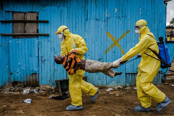 Ο ΠΟΥ σημάνει συναγερμό για τον Έμπολα στο Κονγκό - Αναθεωρεί σε πολύ υψηλό τον κίνδυνο ξεσπάσματος επιδημίας