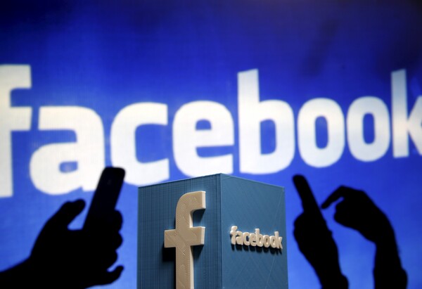 «Έπρεπε να ελέγχω 8.000 αναρτήσεις την ημέρα»: Mία πρώην moderator εξηγεί πώς λειτουργεί το Facebook