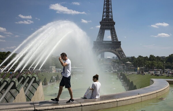 Φονικός καύσωνας στη Γαλλία: 1.500 νεκροί φέτος το καλοκαίρι