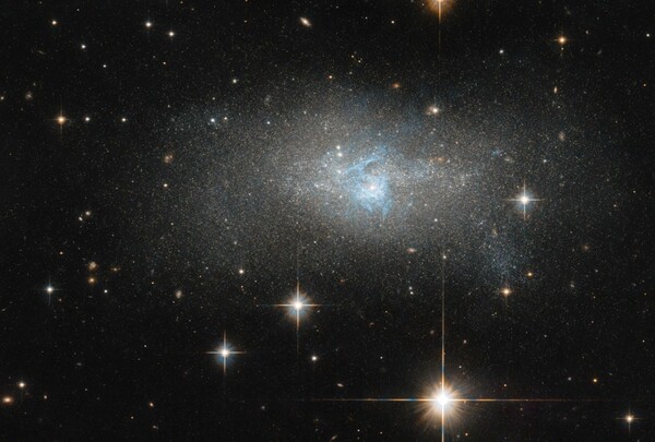 Εντοπίστηκαν ακόμη 72 μυστηριώδη ραδιοσήματα από μία άγνωστη πηγή σε έναν μακρινό γαλαξία