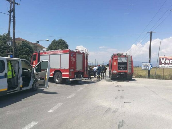 Τραγωδία στη Λάρισα: Δύο νεκροί και τραυματίες από μετωπική σύγκρουση ΙΧ