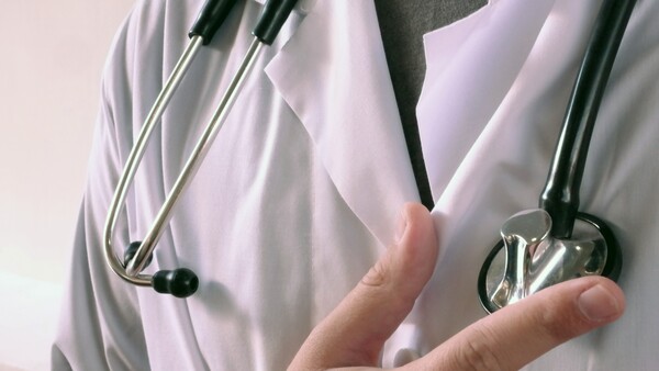 Έρευνα: Όσοι έχουν τον ίδιο γιατρό για χρόνια, κινδυνεύουν λιγότερο να πεθάνουν πρόωρα