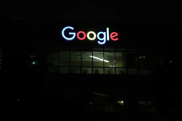 To δικαίωμα στη λήθη - Η Ευρώπη πιέζει την Google για παγκόσμια εφαρμογή
