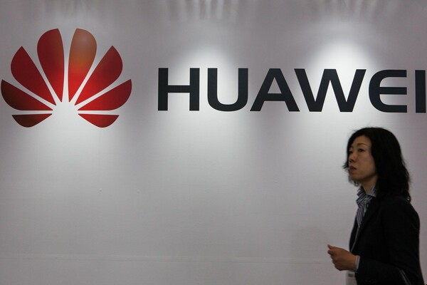 Η Huawei ξεπέρασε για πρώτη φορά την Apple στις πωλήσεις smartphones
