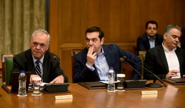 Έκτακτο υπουργικό συμβούλιο συγκαλεί ο Τσίπρας