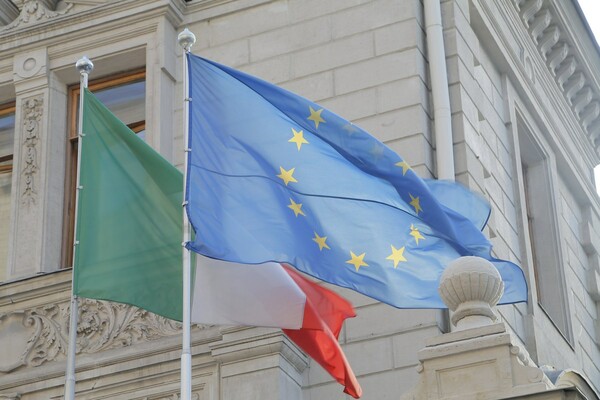 «Όχι» από την Κομισιόν στην Ιταλία- Απέρριψε το προσχέδιο προϋπολογισμού της κυβέρνησης