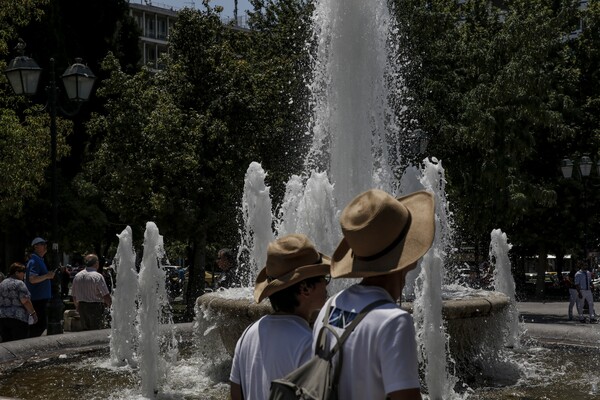 Ανεβαίνει η θερμοκρασία σήμερα - Πού θα βρέξει