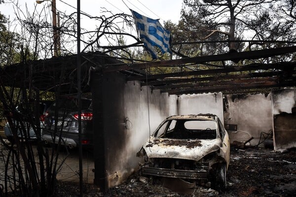 Κατατέθηκε η πρώτη μήνυση συγγενών θυμάτων της φονικής πυρκαγιάς - Τι ζητούν