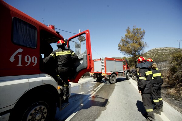 Φωτιά σε φορτηγό εν κινήσει στην Εγνατία Οδό