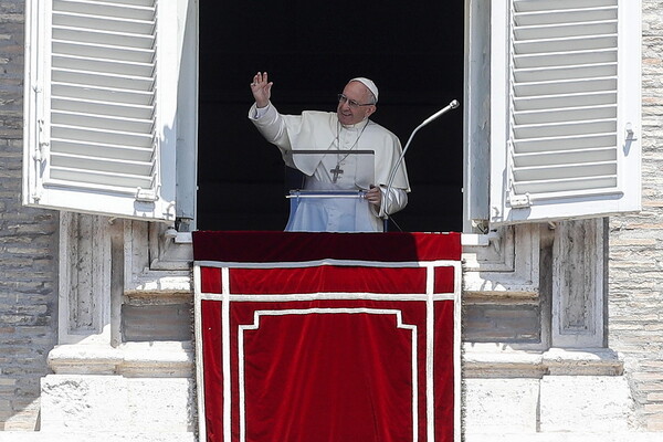 Δραματική έκκληση του πάπα Φραγκίσκου: Όχι άλλα ναυάγια μεταναστών στη Μεσόγειο