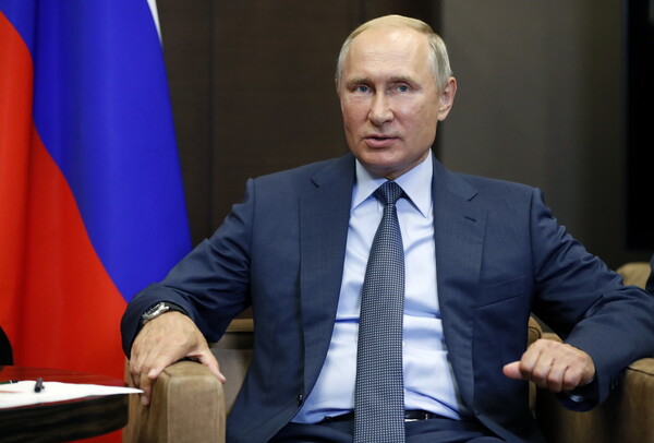 Το Λονδίνο κατηγορεί τον Πούτιν για τη δηλητηρίαση των Σκριπάλ