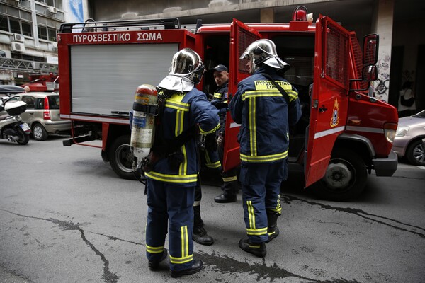 Πυρκαγιά σε διαμέρισμα στη Νίκαια