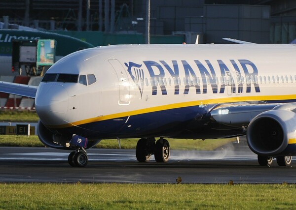 Ιρλανδία: Νέες απεργίες αποφάσισαν οι πιλότοι της Ryanair