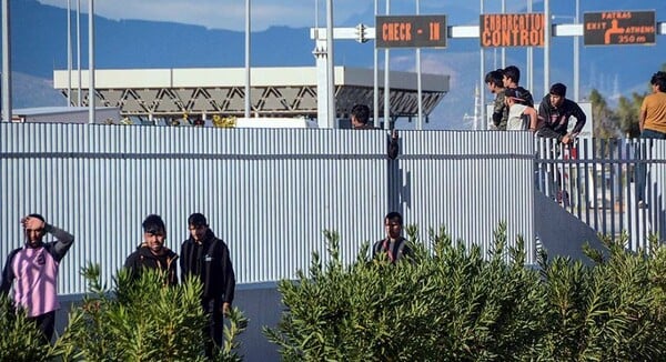 Σοβαρά επεισόδια στην Πάτρα - Συμπλοκή μεταξύ μεταναστών με νεκρό έναν 17χρονο