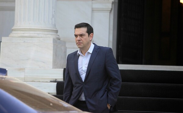 Σκοπιανό: Ο Τσίπρας ενημέρωσε όλους τους πολιτικούς αρχηγούς και εισέπραξε μόνο «όχι»