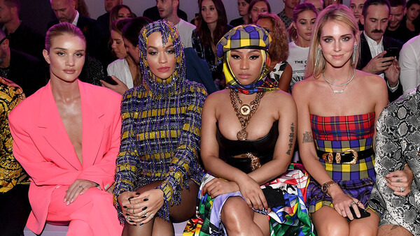Διάσημοι και supermodels στο Μιλάνο για την Donatella Versace - ΦΩΤΟΓΡΑΦΙΕΣ