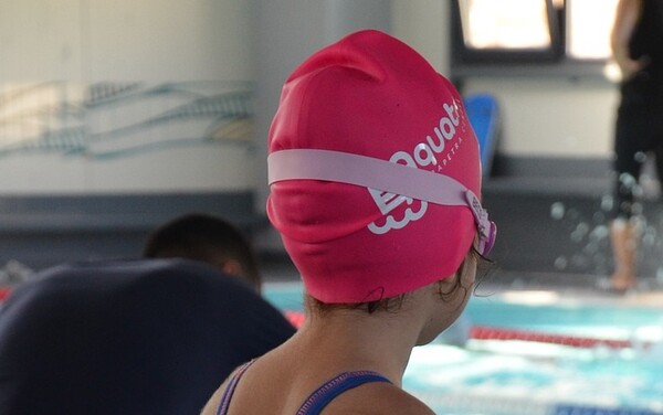 Κακοποίηση 10χρονων αθλητριών: Στη δημοσιότητα τα στοιχεία του 74χρονου παράγοντα κολύμβησης