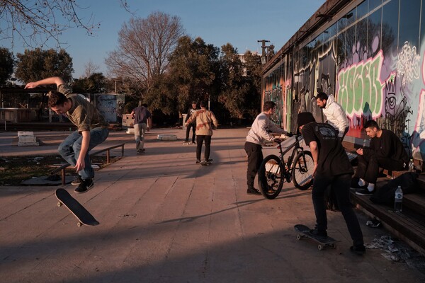 Skating SKG: Οι σκεϊτάδες της Nέας Παραλίας (της Θεσσαλονίκης)
