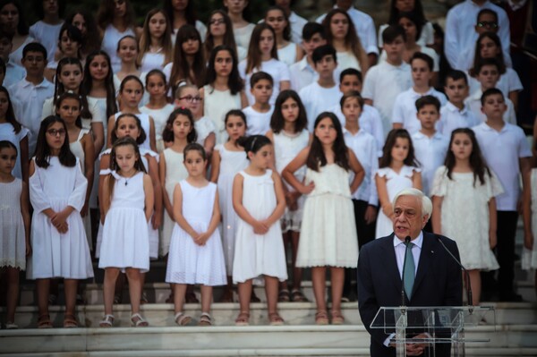 Η δεξίωση στο Προεδρικό: Οι καλεσμένοι στη γιορτή για την αποκατάσταση της Δημοκρατίας - ΦΩΤΟΡΕΠΟΡΤΑΖ