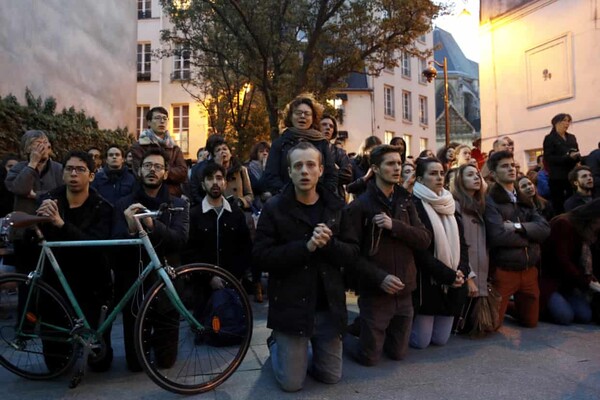 Η Παναγία των Παρισίων θα καταστραφεί ολοσχερώς αν γίνουν ρίψεις νερού με αεροσκάφη