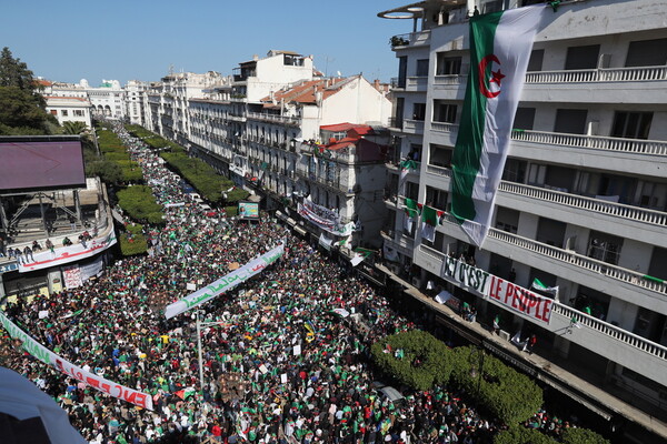 Αλγερία: Παραίτηση του προέδρου Μπουτεφλίκα πριν τη λήξη της θητείας του