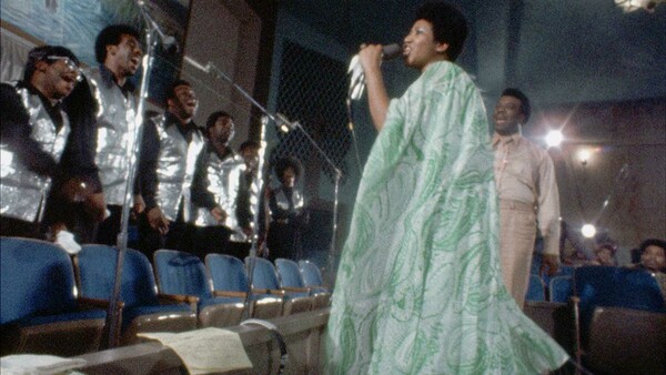 Amazing Grace – Aretha Franklin, το καταραμένο ντοκιμαντέρ του Sydney Pollack
