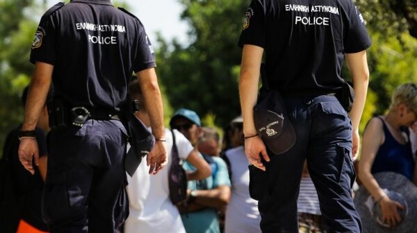 Εισαγγελική έρευνα για την ομοφοβική επίθεση από αστυνομικούς στην Αθήνα