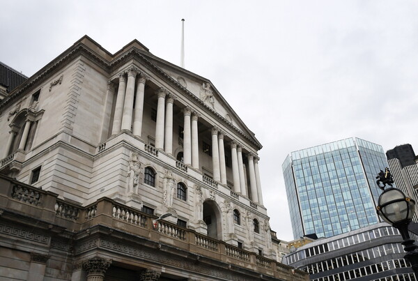 Τη μετατροπή του κτιρίου της Τράπεζας της Αγγλίας σε παμπ πρότεινε Βρετανίδα βουλευτής