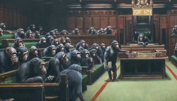 O ακριβότερος Banksy της ιστορίας; - Σε λίγο πωλείται το εμβληματικό έργο με τους χιμπατζήδες στη βρετανική βουλή