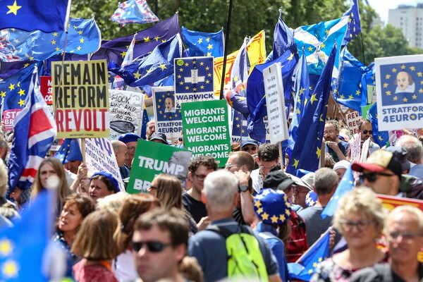 Λονδίνο: Μεγάλη διαδήλωση κατά του Brexit