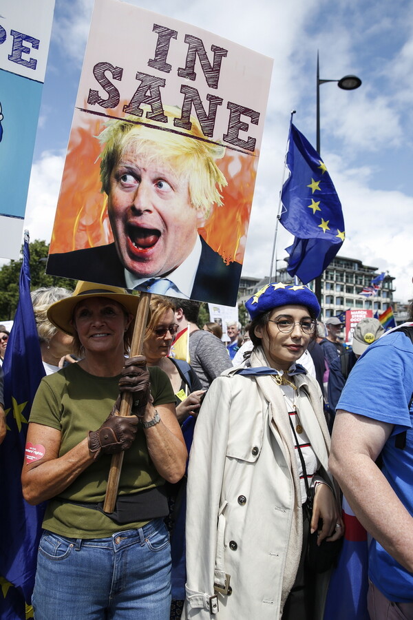 Λονδίνο: Μεγάλη διαδήλωση κατά του Brexit