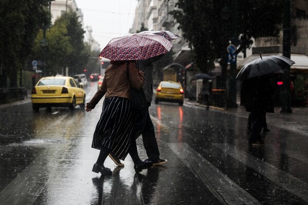 Άστατος καιρός με βροχές και καταιγίδες