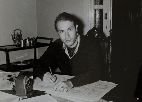 Γιάννης Χρήστου: ο Έλληνας συνθέτης της πρωτοπορίας που γεννήθηκε και πέθανε σαν σήμερα